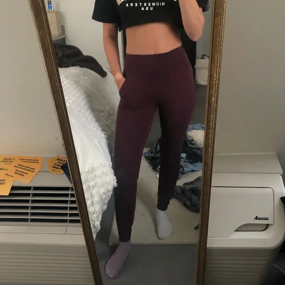 lulu lemon maroon align joggers